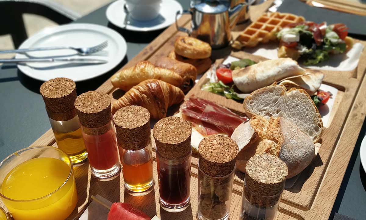 Menu petit dejeuner | VIVOOD Landscape Hotel