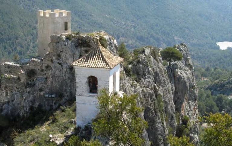 Vivood-A-unique-place-to-stay-near-Benidorm-1