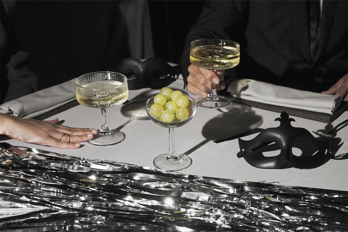 Toast with grapes and cava on New Year’s Eve