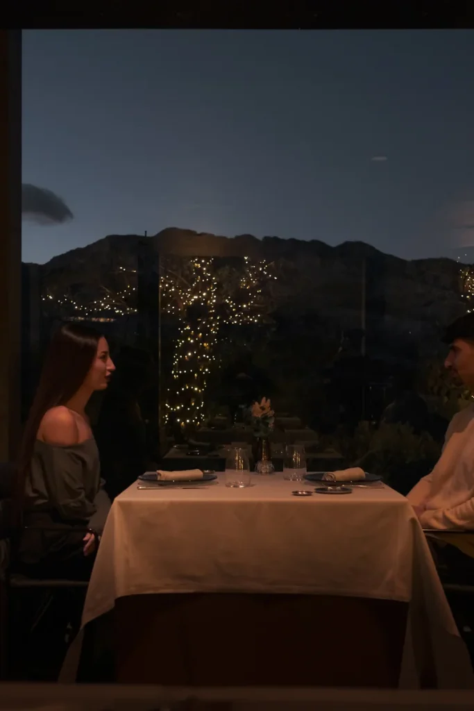 Romantic dinner for two at a charming hotel in Alicante, with night views of the Guadalest natural landscape.