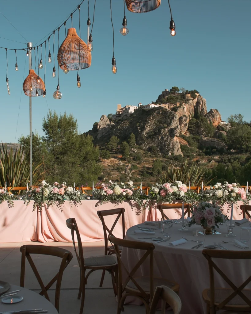 Banquet area with views of Guadalest Castle
