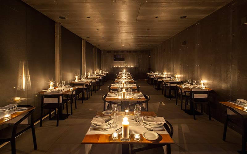 Cena romántica a la luz de las velas en VIVOOD Hotel Paisaje, Guadalest