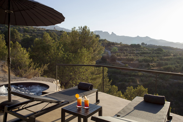 Terraza lounge premium pool suite